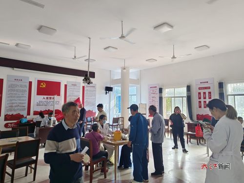 濂溪區(qū)新港鎮(zhèn)東升社區(qū)開(kāi)展 健康零距離 關(guān)愛(ài)暖人心 免費(fèi)體檢活動(dòng)