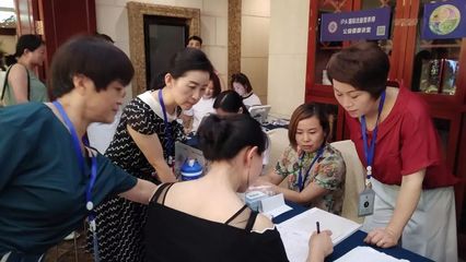 麥田美食628聚會(huì)嗨翻天，健康咨詢(xún)與抖音熱潮點(diǎn)亮現(xiàn)場(chǎng)